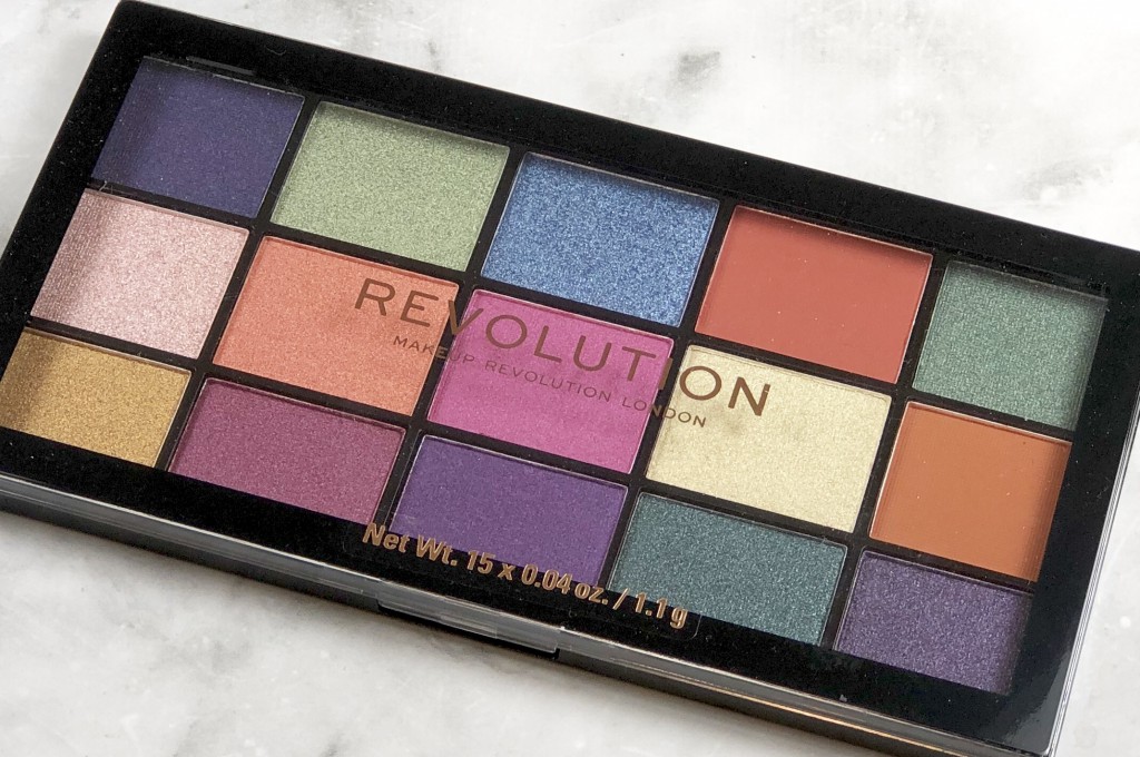 Review Makeup Revolution Re Loaded Passion For Colour Eyeshadowpalette