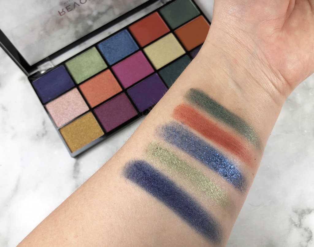 Review Makeup Revolution Re Loaded Passion For Colour Eyeshadowpalette