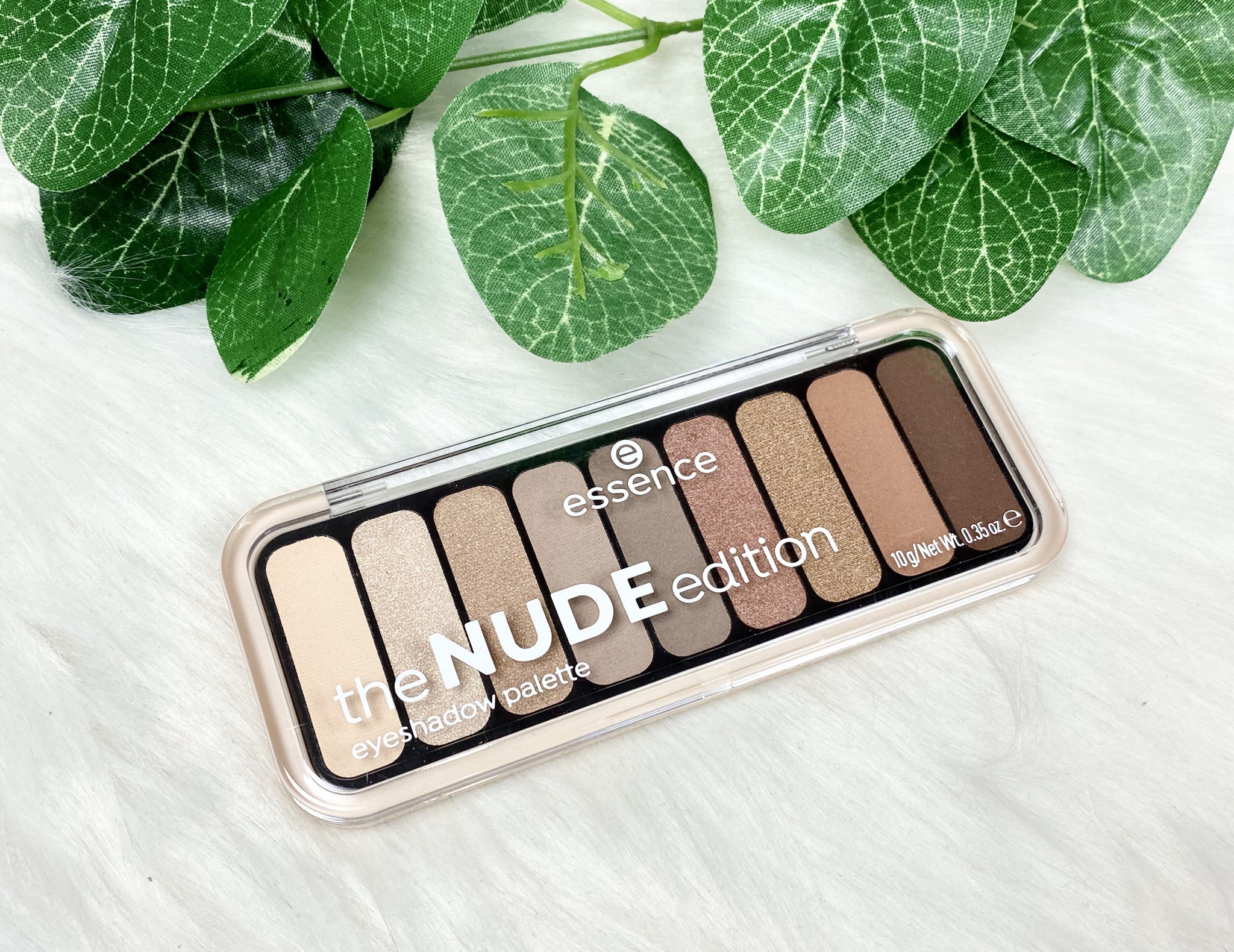 REVIEW Essence The Nude Edition Eyeshadow Palette